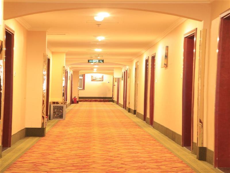 Greentree Inn Beijing Yanqing District Gaota Road Express Hotel Екстериор снимка
