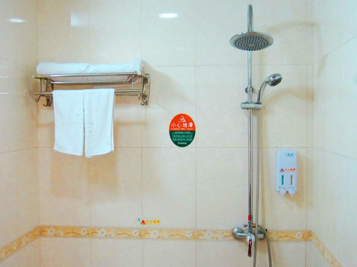 Greentree Inn Beijing Yanqing District Gaota Road Express Hotel Екстериор снимка