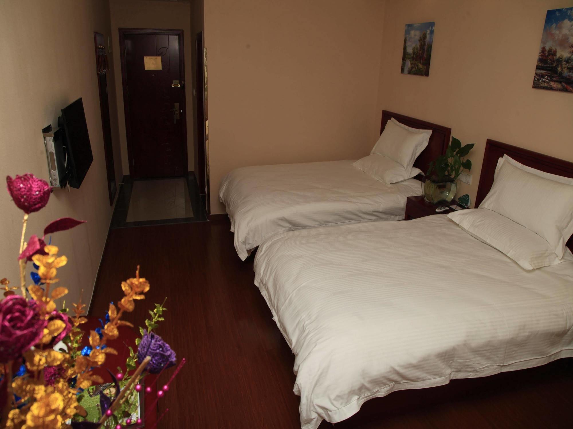 Greentree Inn Beijing Yanqing District Gaota Road Express Hotel Екстериор снимка